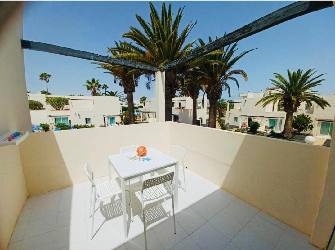 Alisios Playa, Pool View Apartment Corralejo Bagian luar foto